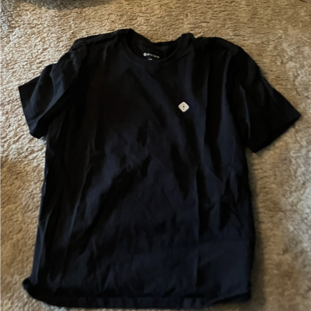 Black t shirt